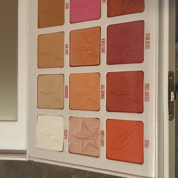 💫 Jeffree Star Anniversary Edition Blood Sugar Palette - Picture 2 of 10